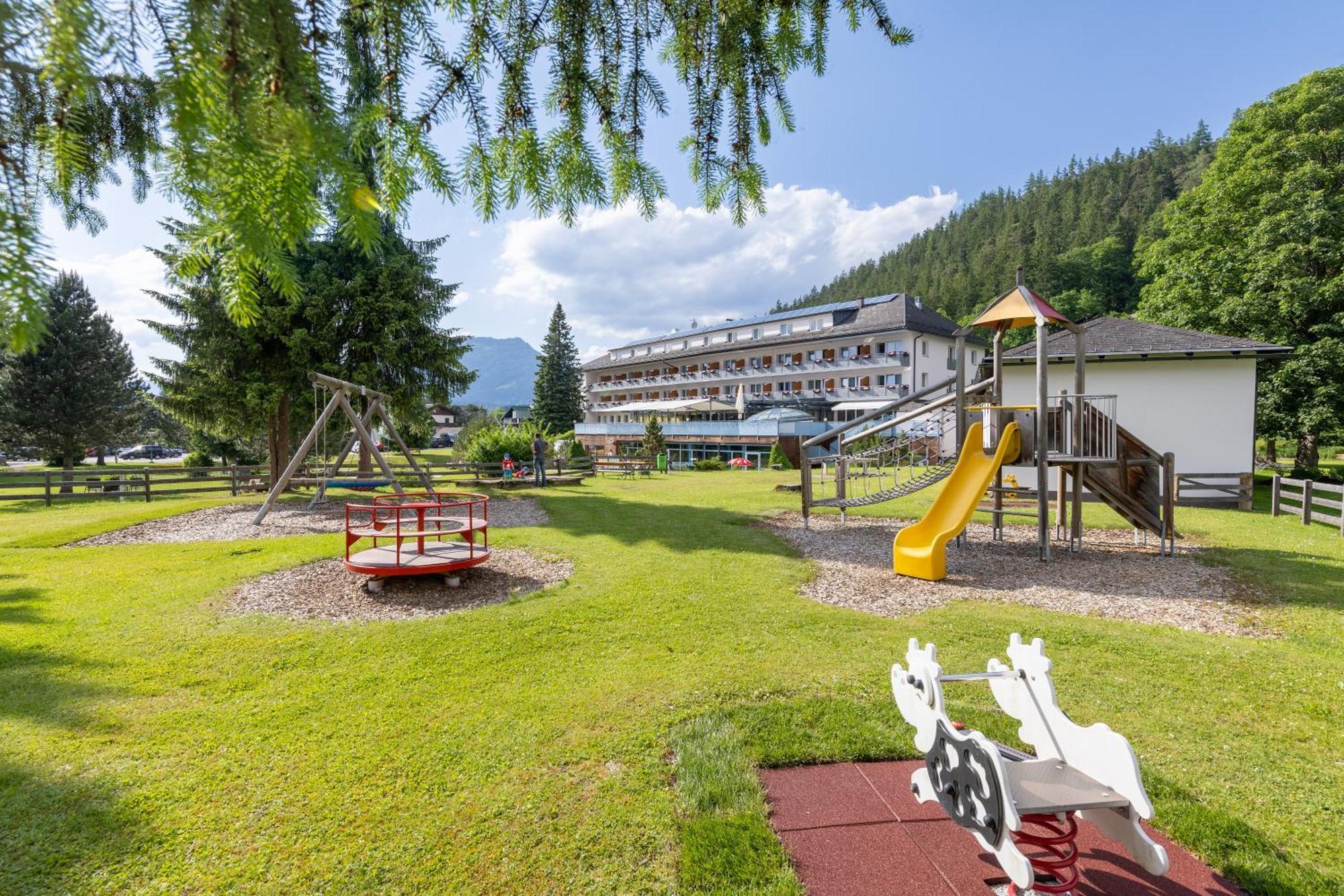 Hotel-Restaurant Grimmingblick Bad Mitterndorf Exterior foto